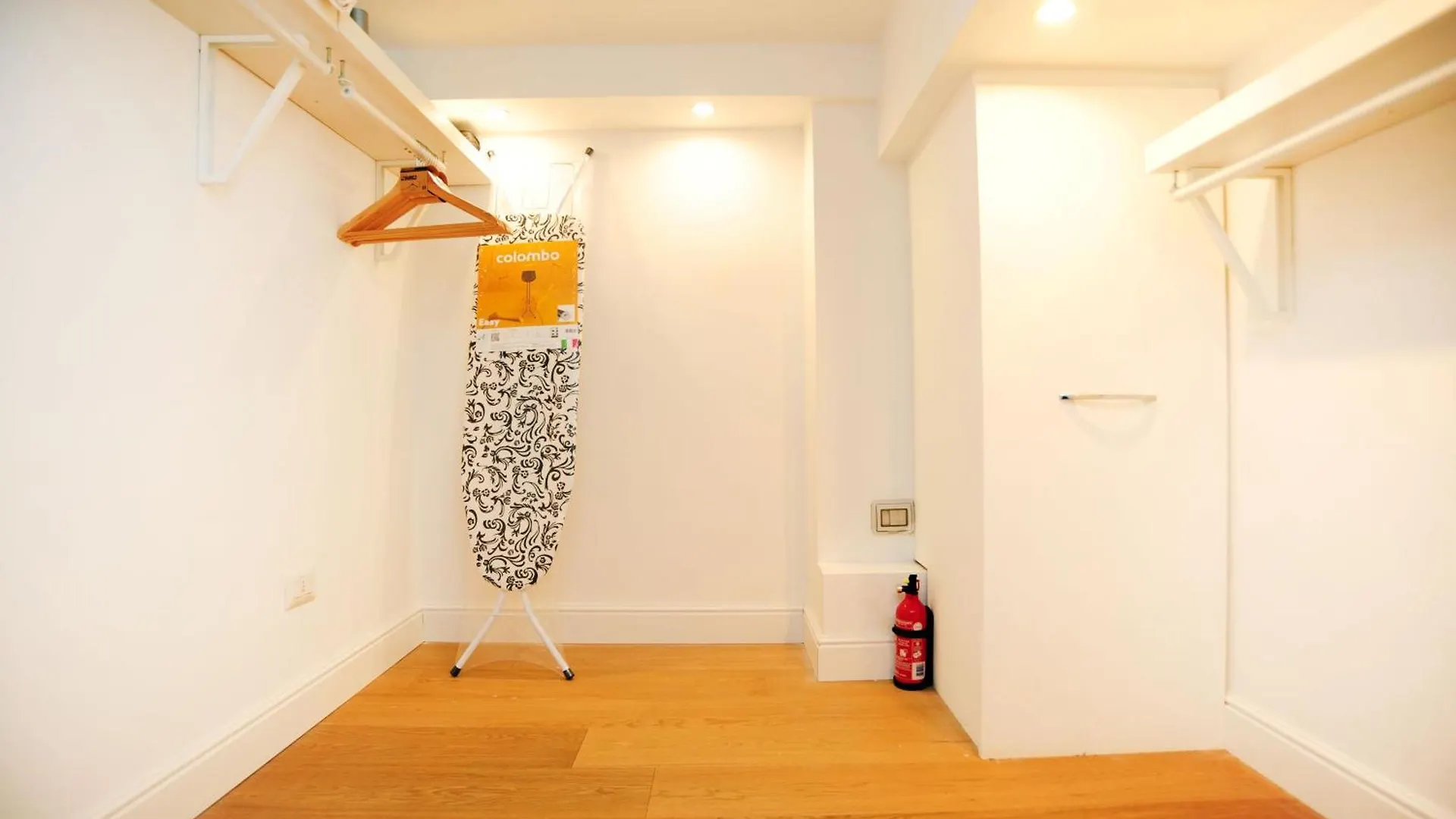Apartament Giovio Duplex Mediolan 0*,  Włochy
