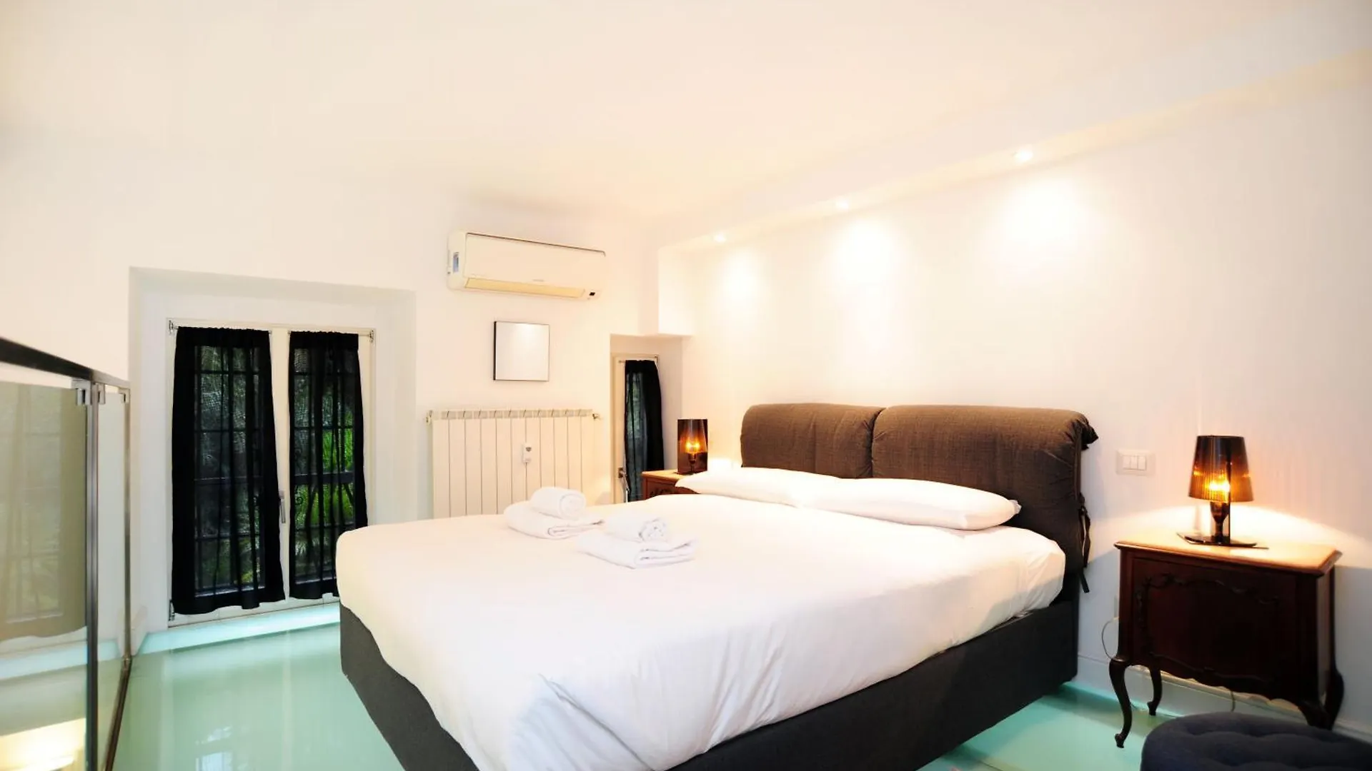 Apartament Giovio Duplex Mediolan