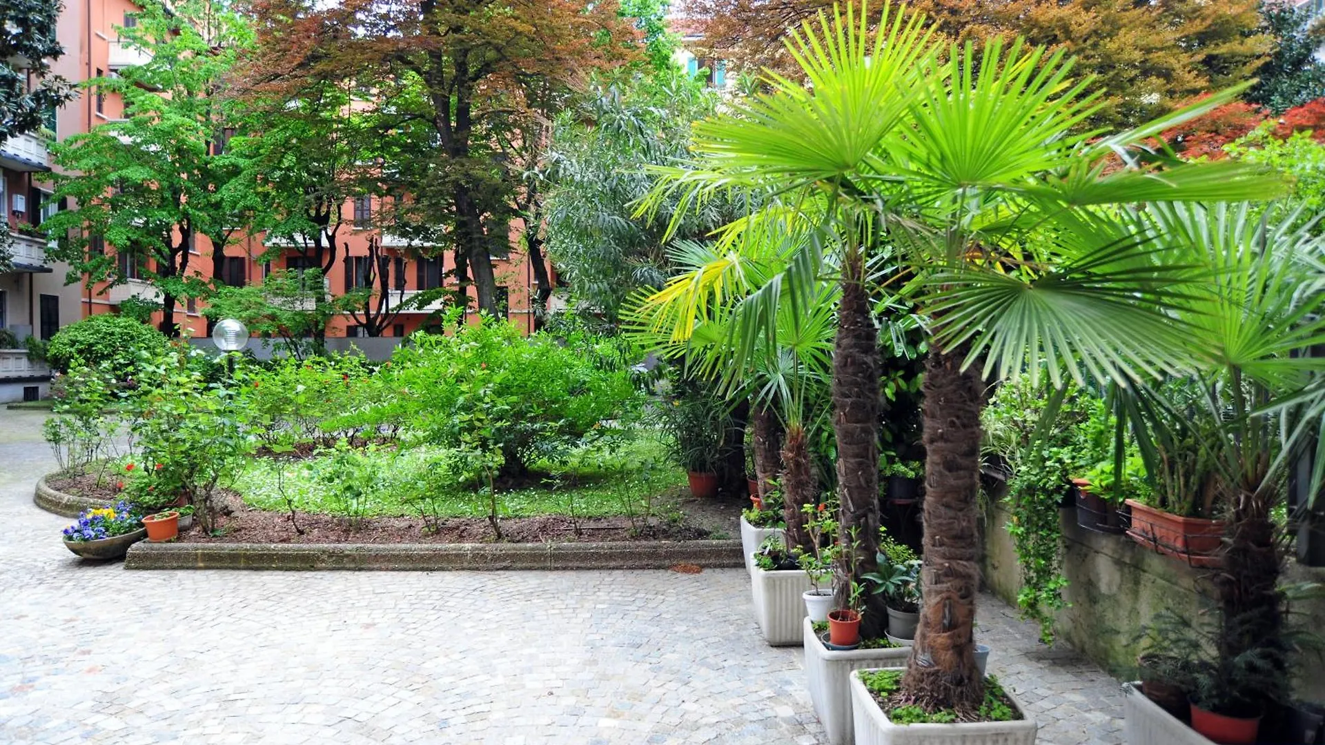 Apartament Giovio Duplex Mediolan 0*,  Włochy